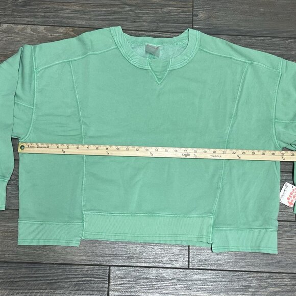 NWT Free People Movement Hatch Intercept Pullover Medium Salted Lime Sweatshirt - Picture 13 of 16
